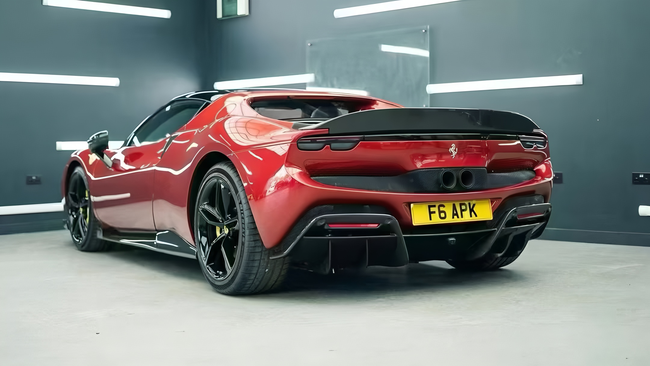 Ferrari 296 N Style Dry Carbon Parts - styling view