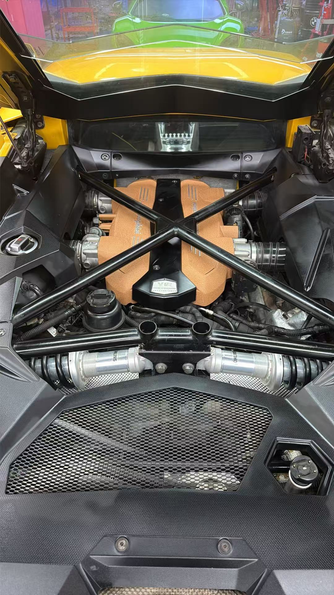 Lamborghini LP700/LP720/LP750 SVJ Style Conversion Parts and Configurations - styling reference for SVJ Cylinder Head