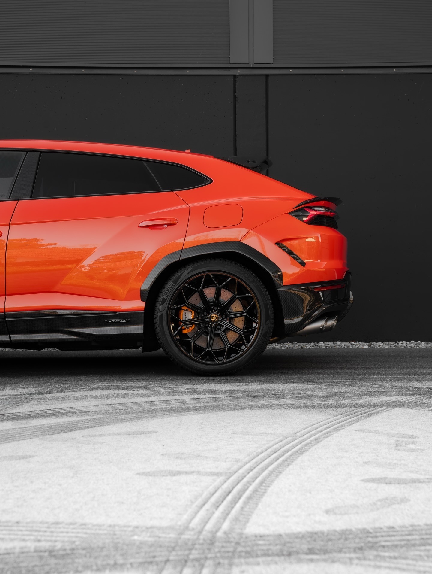Lamborghini Urus SE N Style Parts - styling view