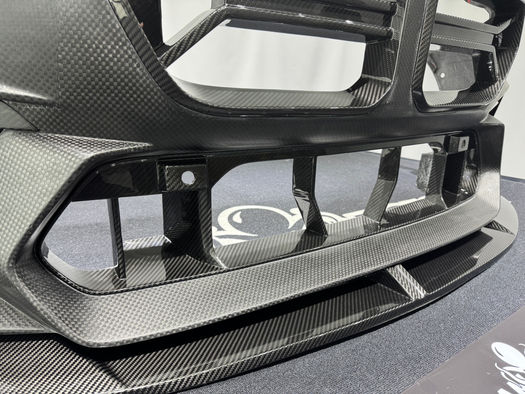 BMW G87 M2 AR V2 Style Dry Carbon Parts - styling view
