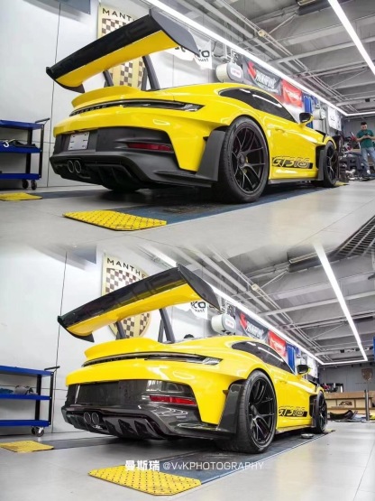 Porsche 992 GT3 RS OEM Style Dry Carbon Parts - styling view