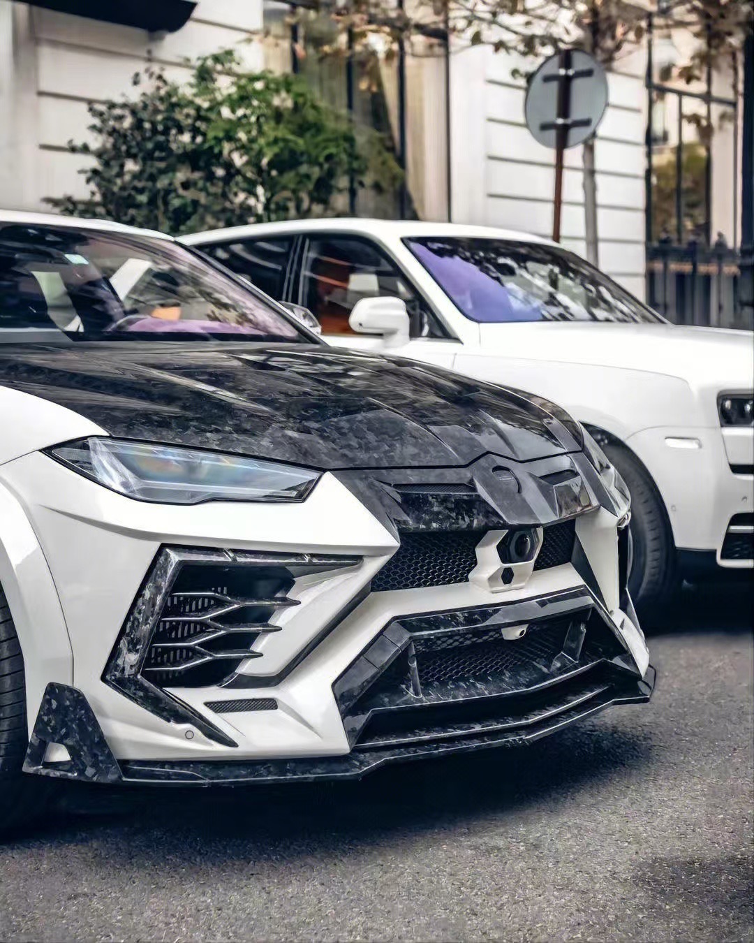 Lamborghini Urus MSY Generation 1 Style Dry Carbon Body Kit - styling view