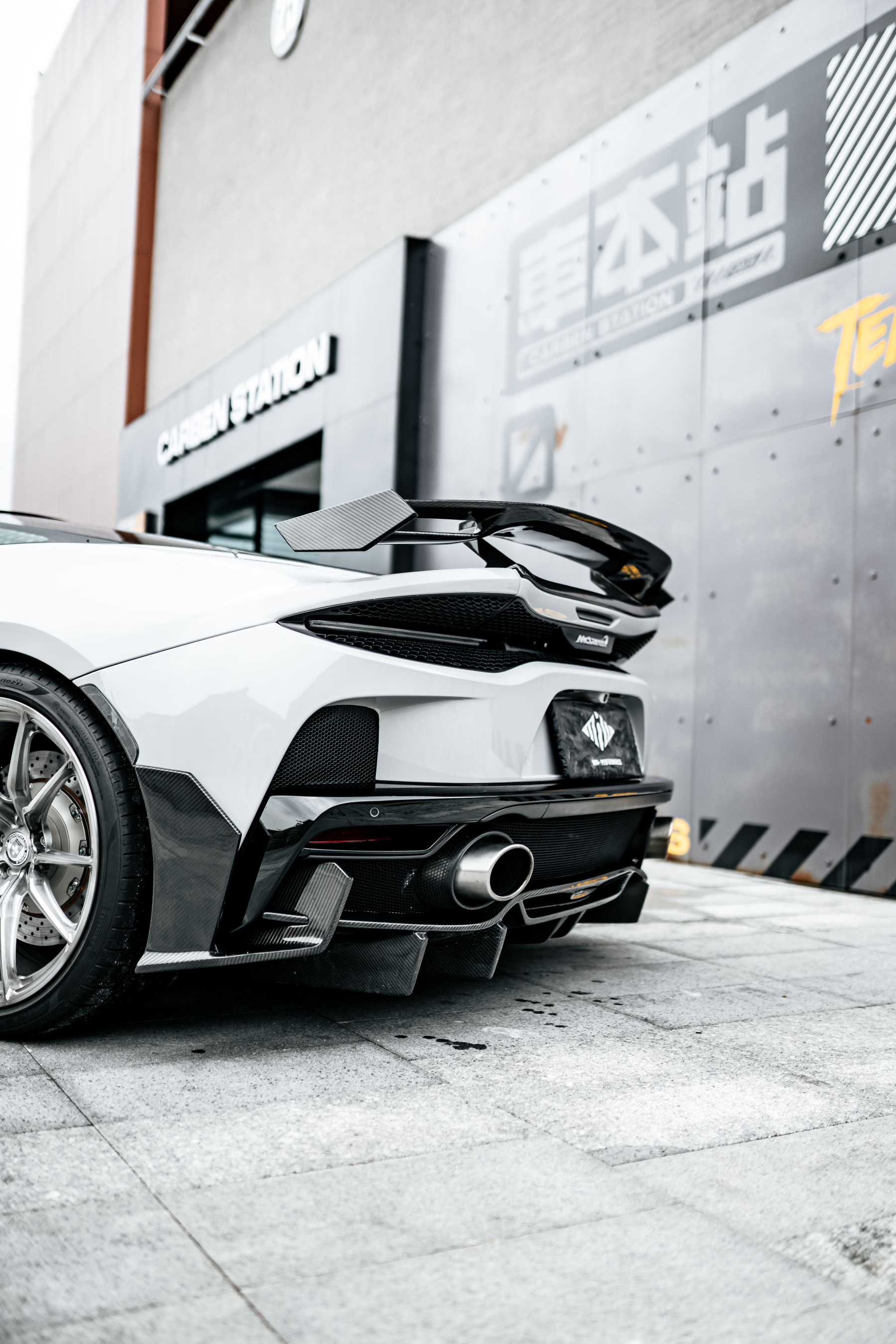 McLaren GT Dry Carbon Parts - styling view