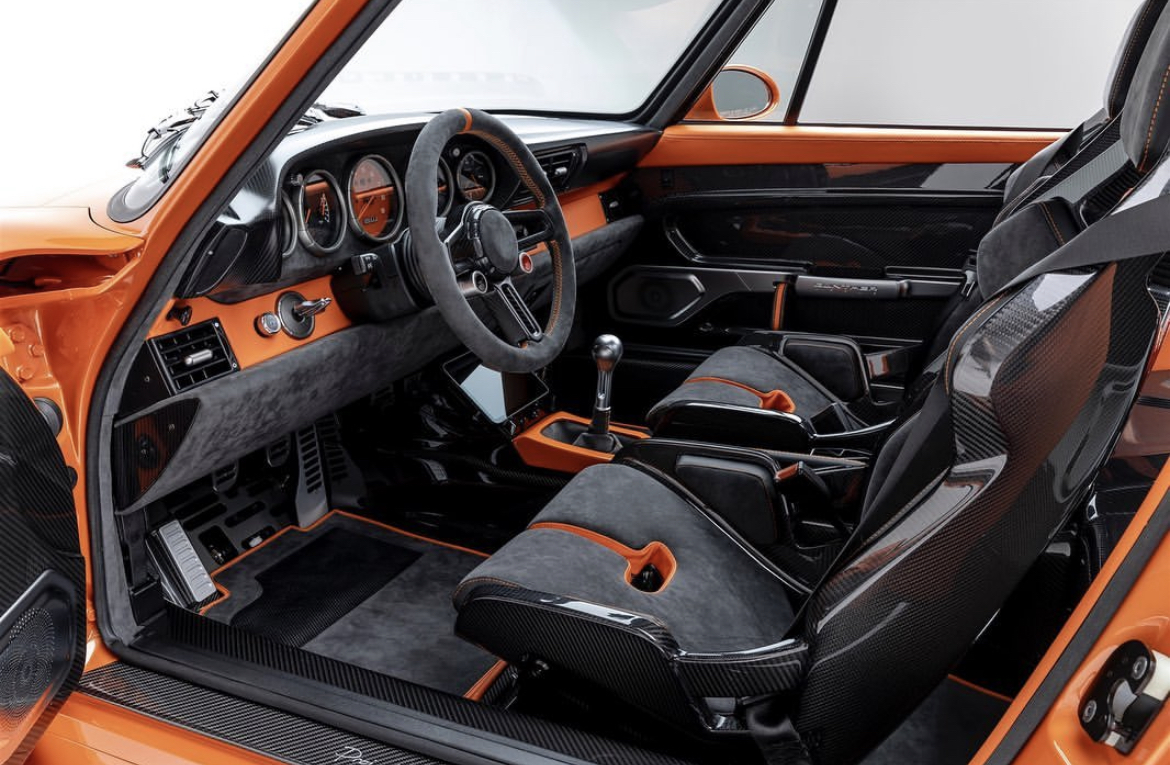 Porsche GW Style Dry Carbon Bucket Seat - styling view