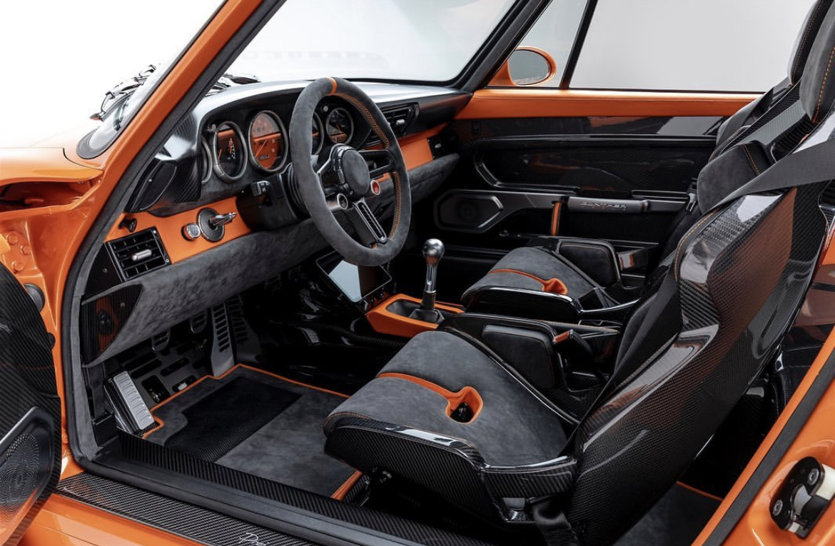 Porsche GW Style Dry Carbon Bucket Seat - styling view