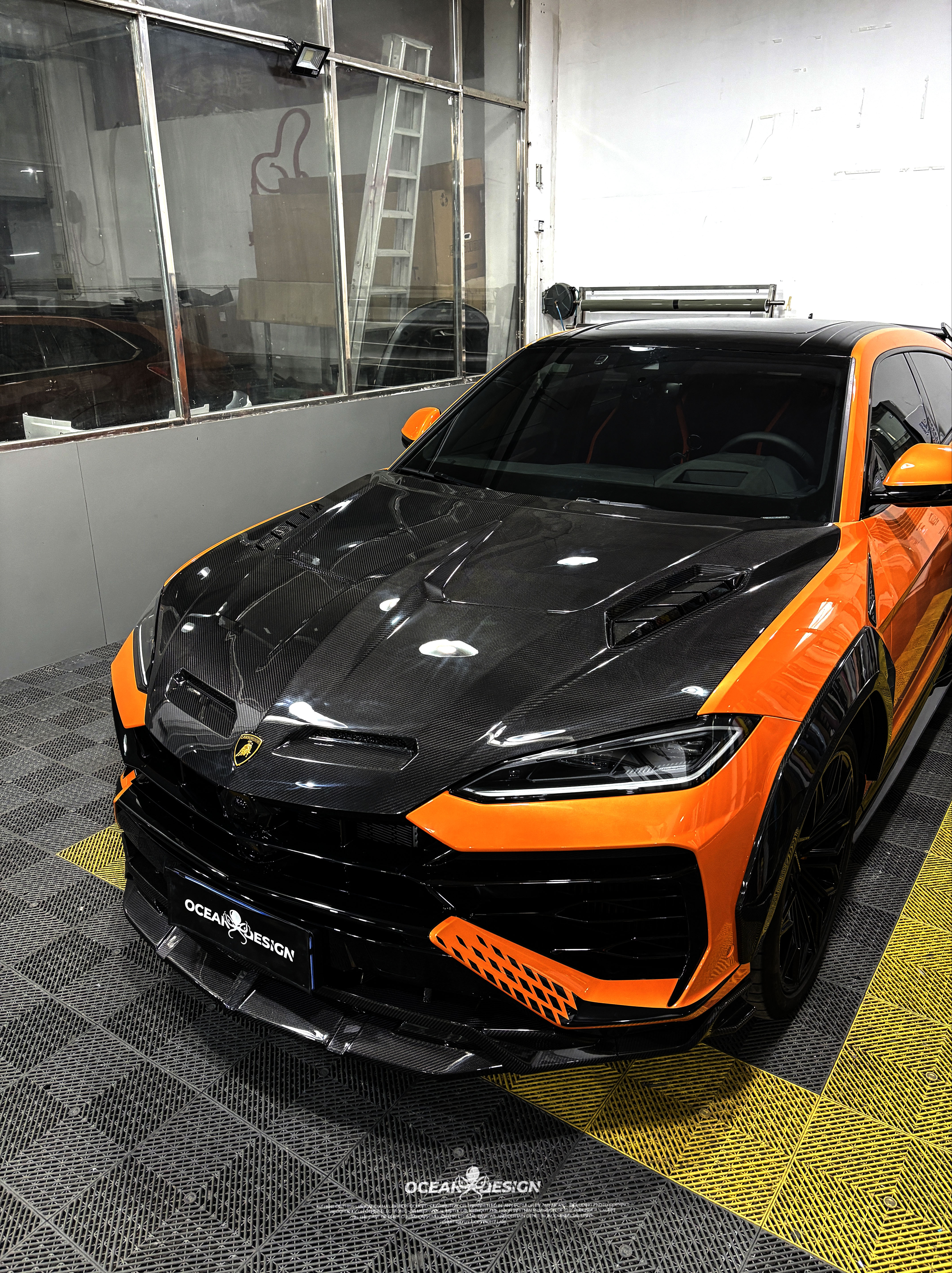 Lamborghini Urus SE U Style Parts - styling view