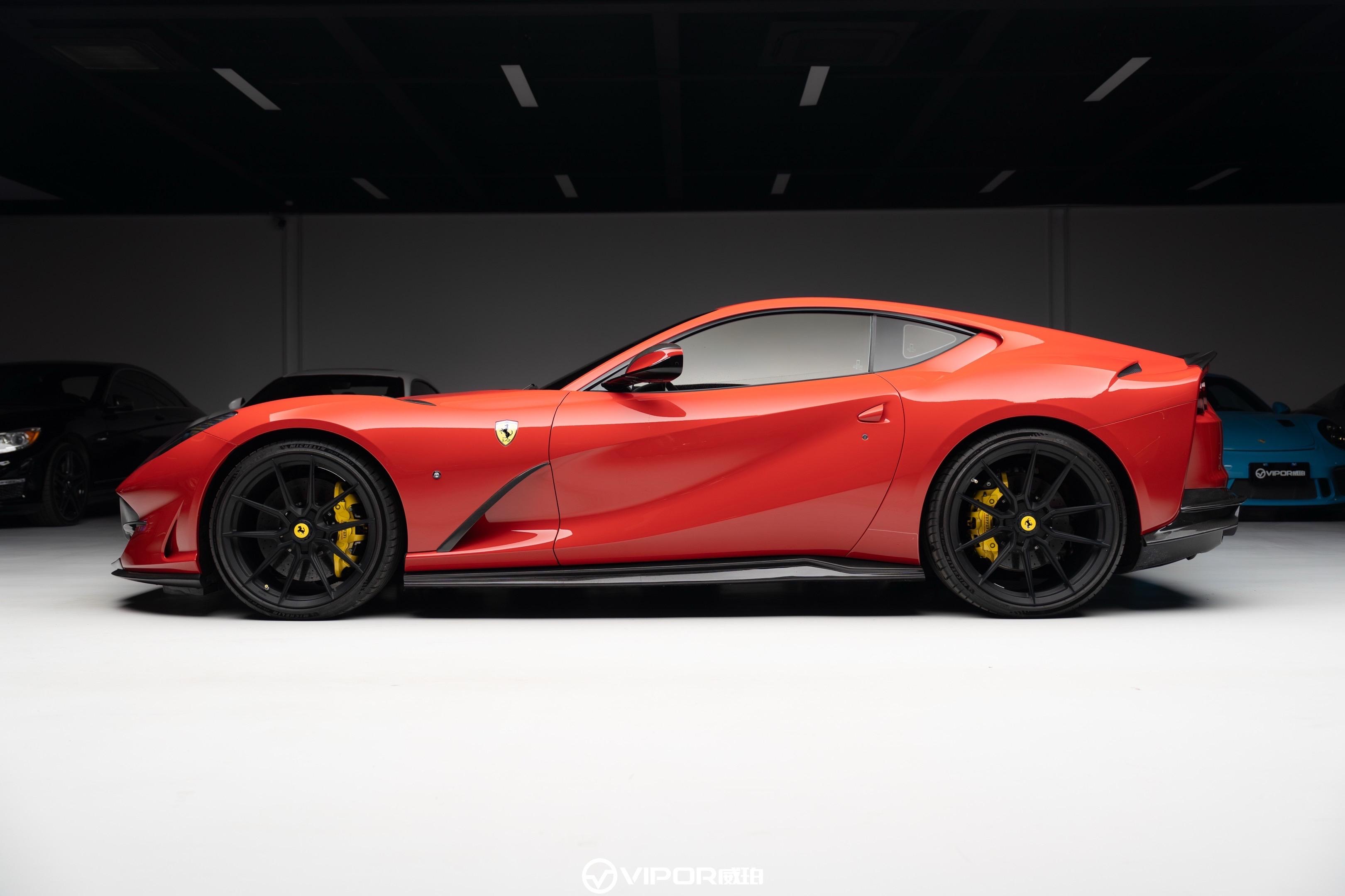 Ferrari 812 N Style Dry Carbon Parts - styling view
