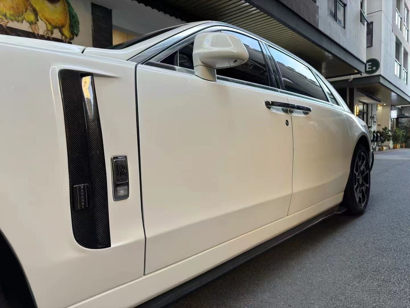 Rolls-Royce Ghost MSY Style Dry Carbon Parts - styling view