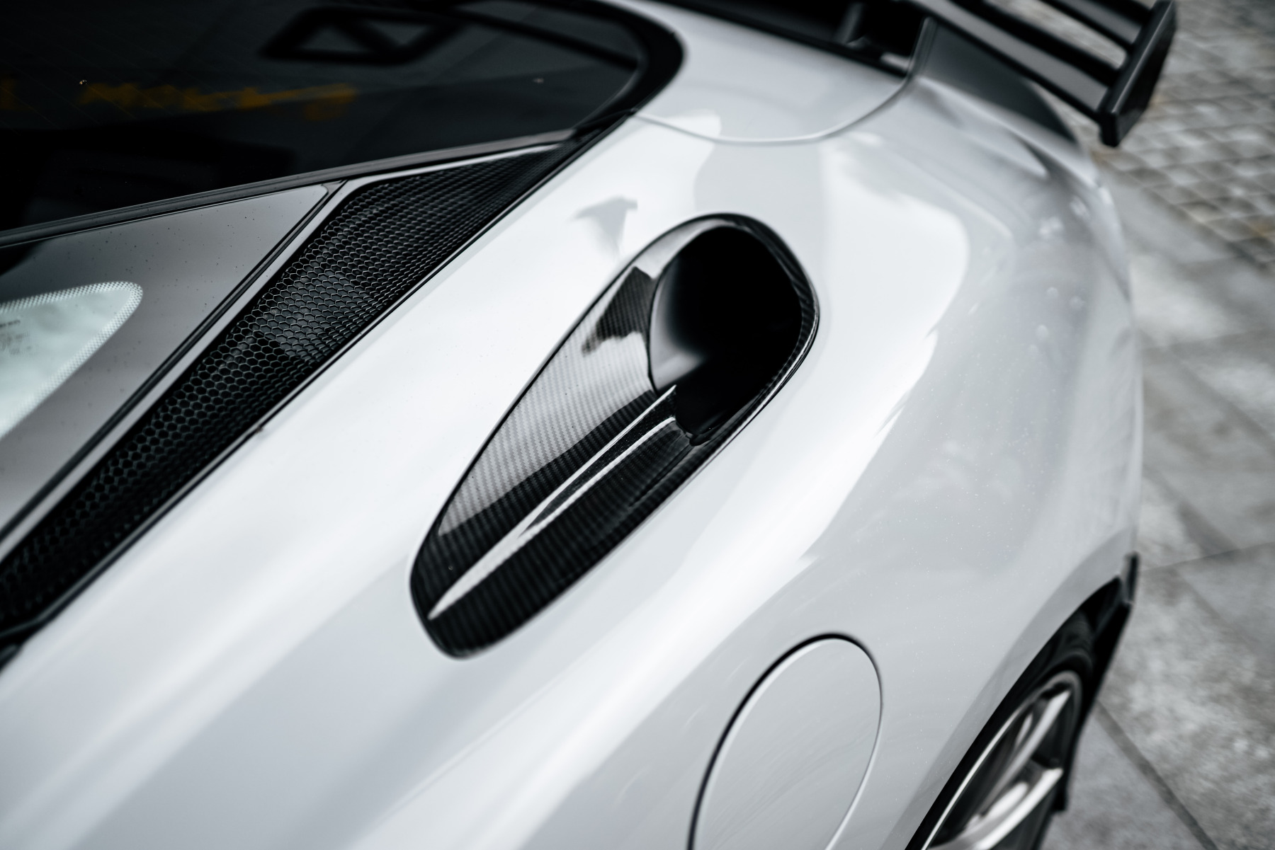 McLaren GT Dry Carbon Parts - styling view