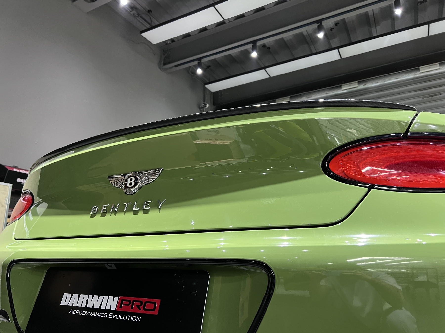 Bentley Continental GT Edition One Style Dry Carbon Parts - styling view