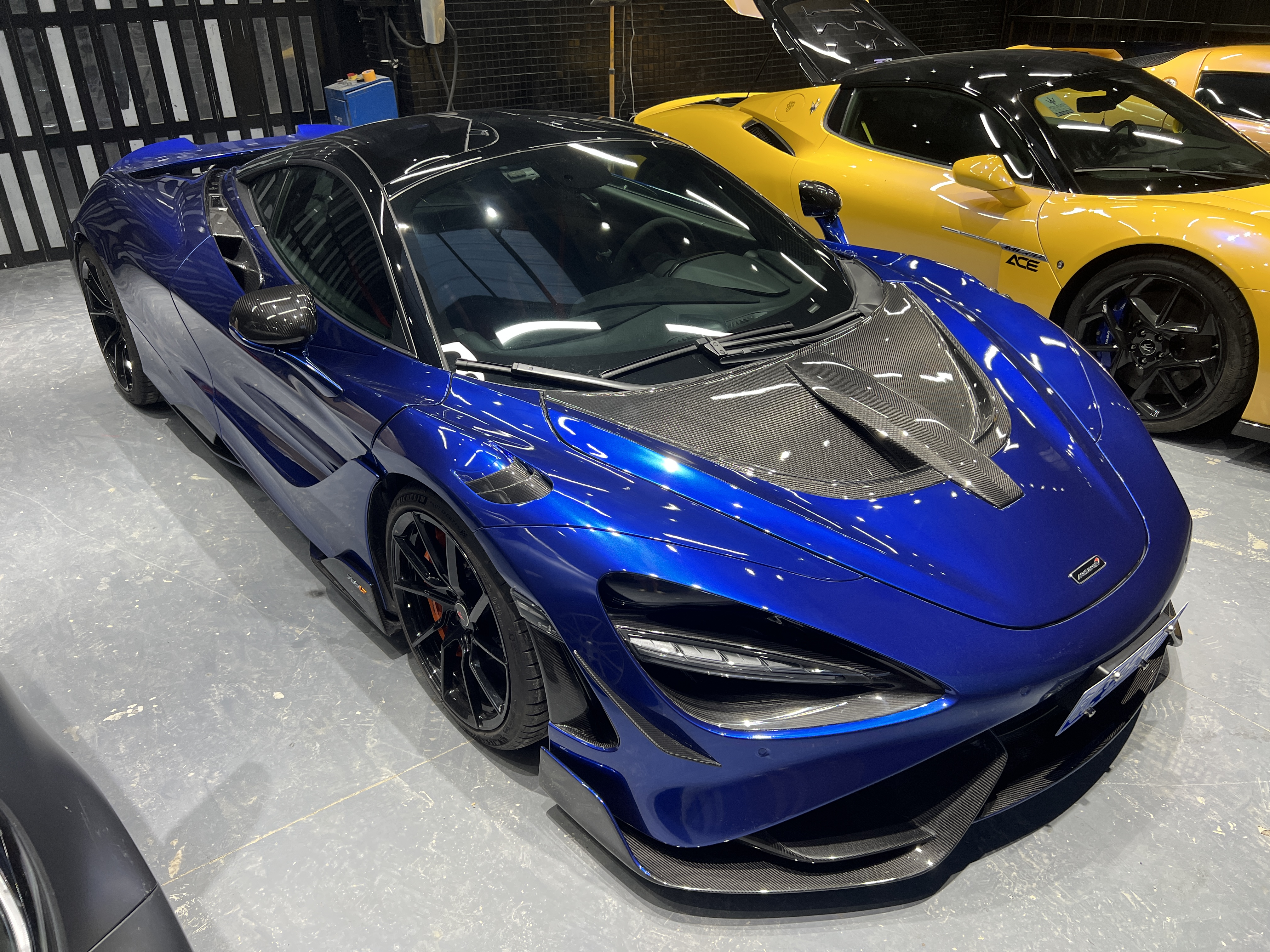 McLaren 720S to 765LT Style Dry Carbon Conversion Kit - styling view
