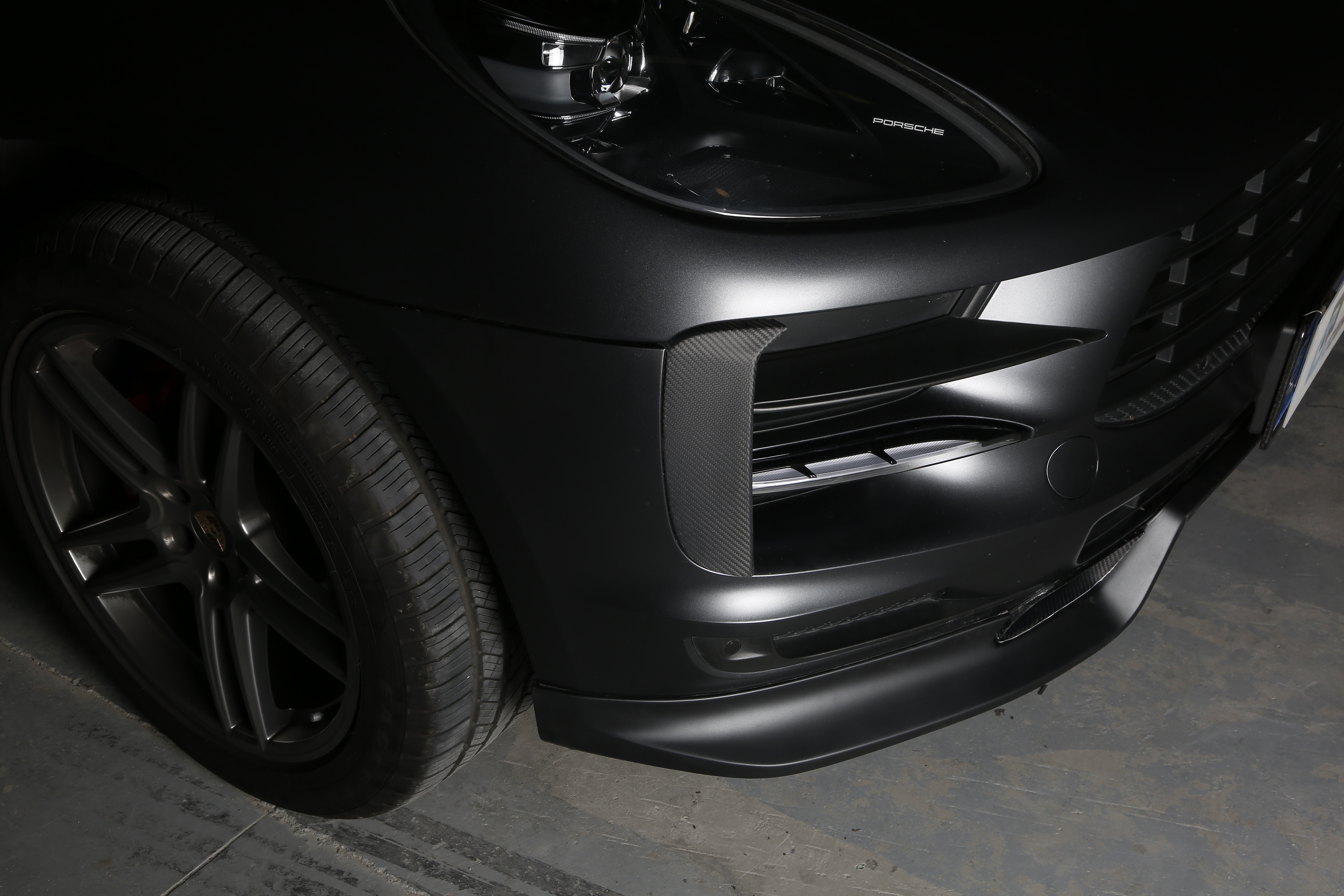 Porsche Macan TEHCART Style Parts - styling reference for Vent Surround