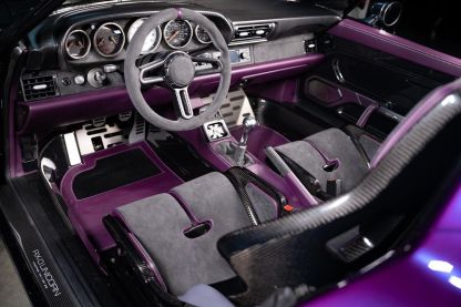 Porsche GW Style Dry Carbon Bucket Seat - styling view