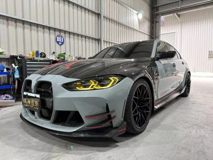 BMW G80 M3/G82 M4 Ocean Design Dry Carbon Shark-Fin Fenders - styling view