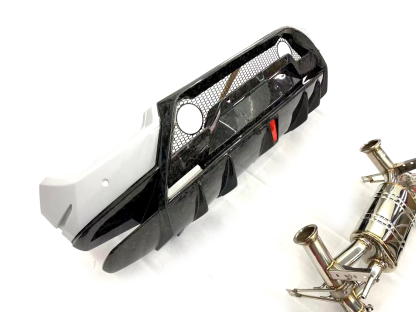 Lamborghini Huracan LP580/LP610/EVO Performance Style Dry Carbon Conversion Kit - styling view