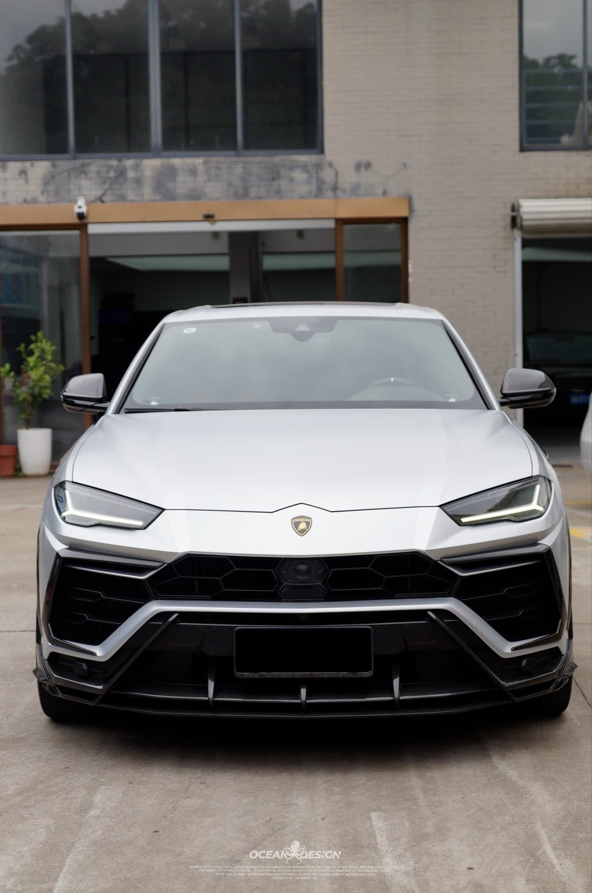 Lamborghini Urus Topcar Style Dry Carbon Parts - styling view