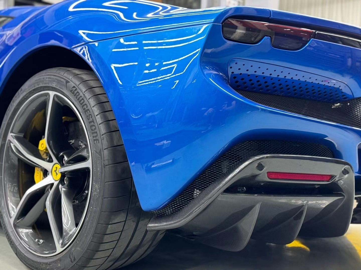 2022- Up Ferrari 296 GTB & GTS(F171) Rear Diffuser Dry Carbon Fiber OEM Series Bodykit