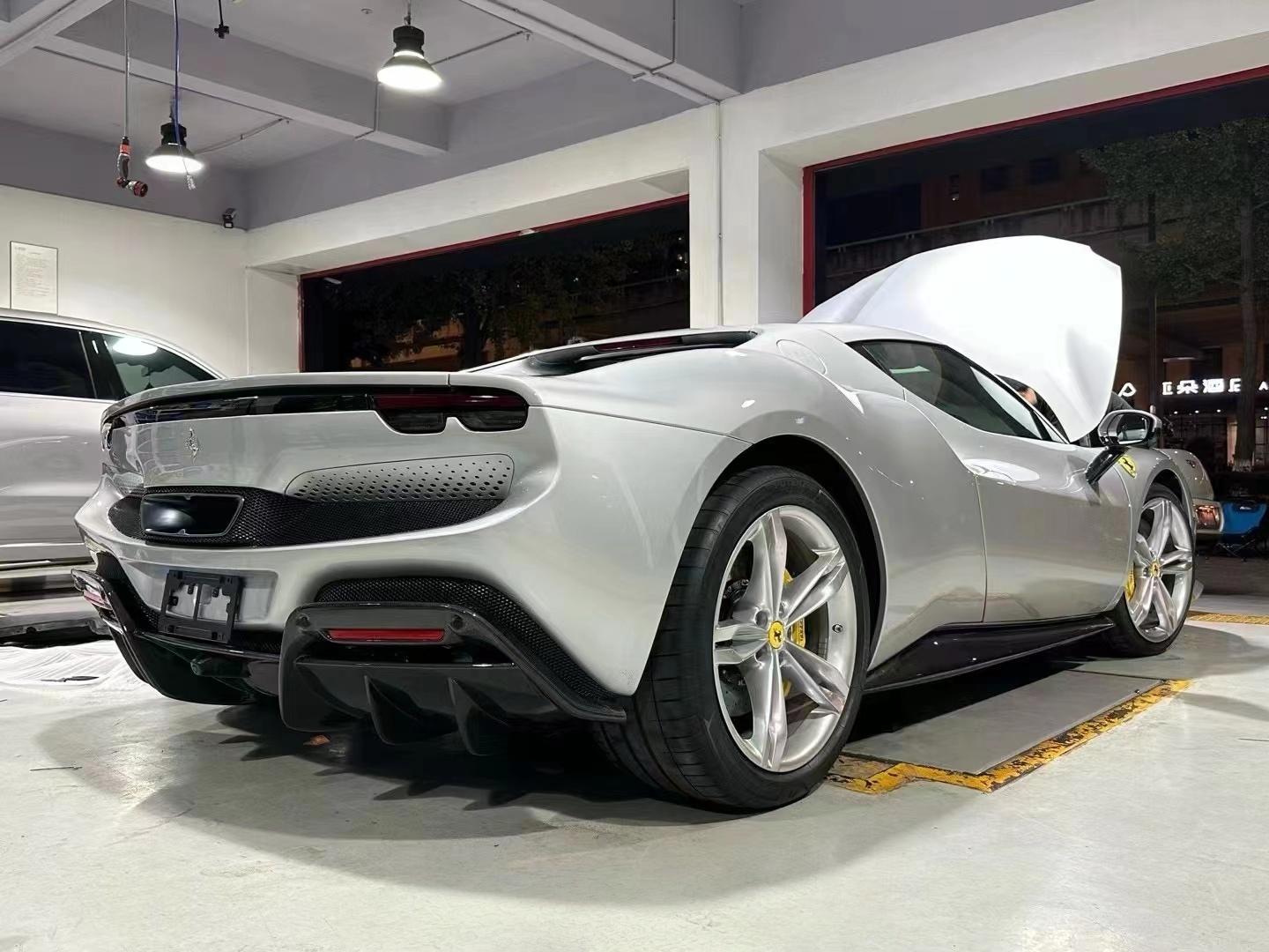2022- Up Ferrari 296 GTB & GTS(F171) Rear Diffuser Dry Carbon Fiber OEM Series Bodykit
