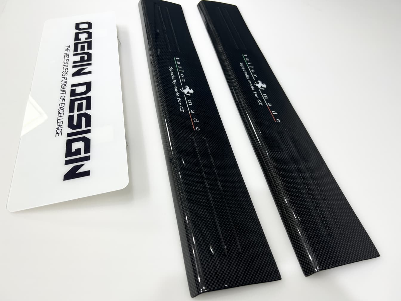 2018- Up Ferrari 812 Superfast & GTS Entrance Panels Door Sills Dry Carbon Fiber MSY Series Bodykit