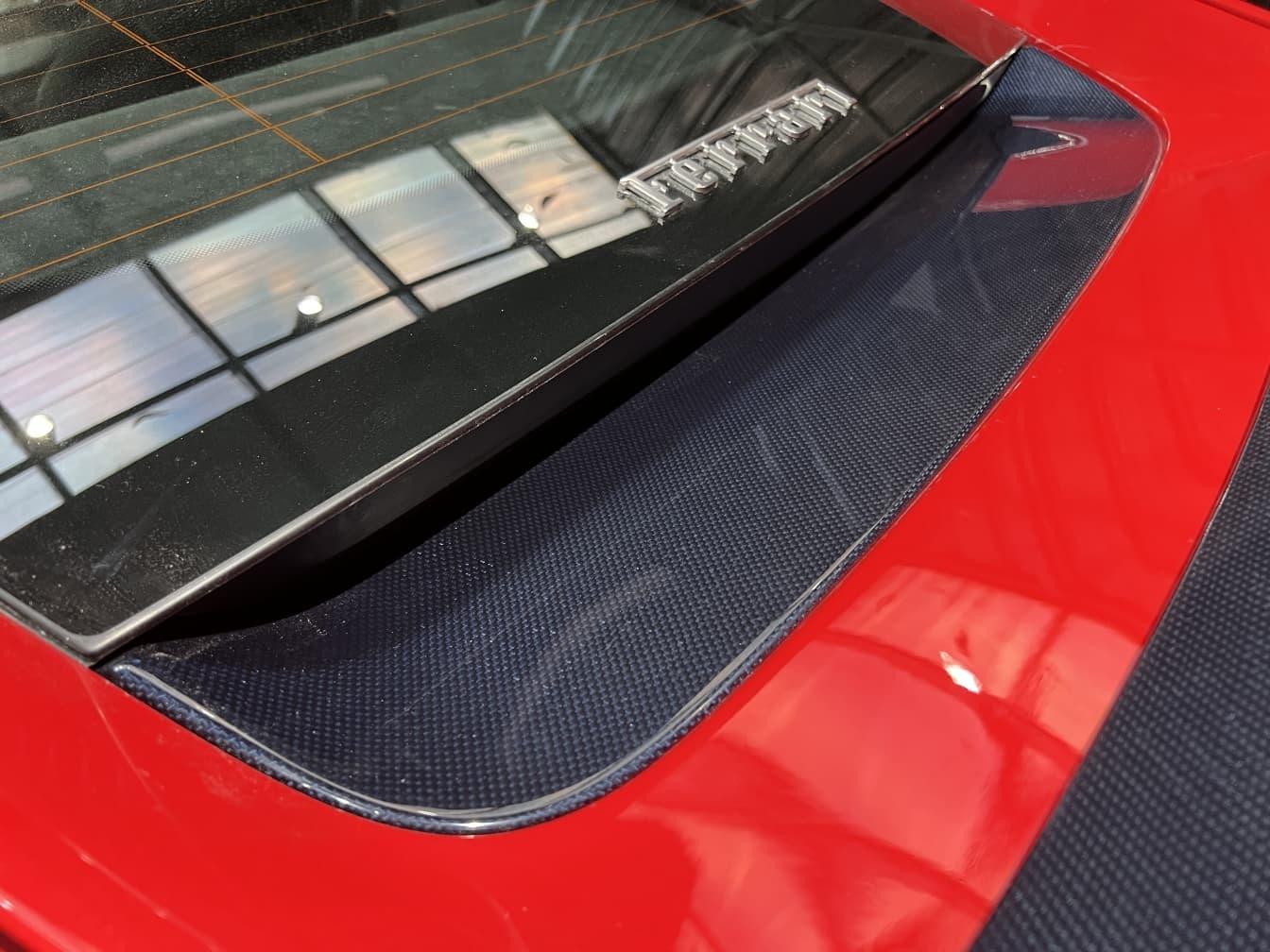 2018- Up Ferrari 812 Superfast & GTS Rear Bonnet Lower Insert Dry Carbon Fiber MSY Series Bodykit