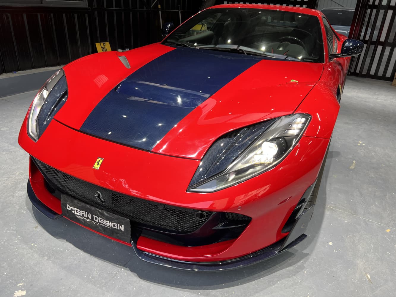2018- Up Ferrari 812 Superfast & GTS Hood Bonnet Dry Carbon Fiber MSY Series Bodykit