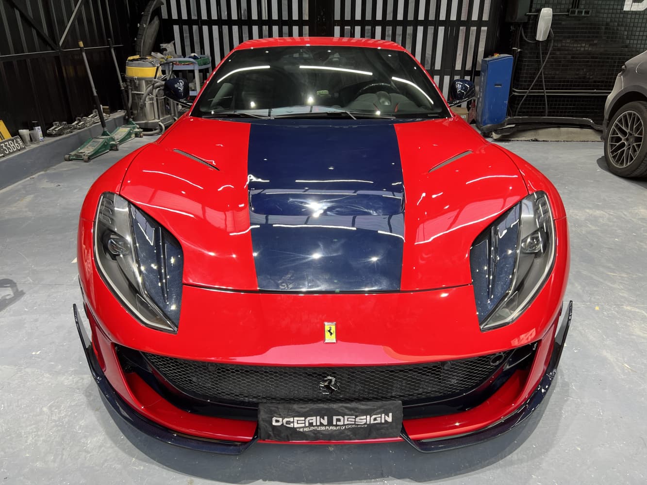 2018- Up Ferrari 812 Superfast & GTS Hood Bonnet Dry Carbon Fiber MSY Series Bodykit