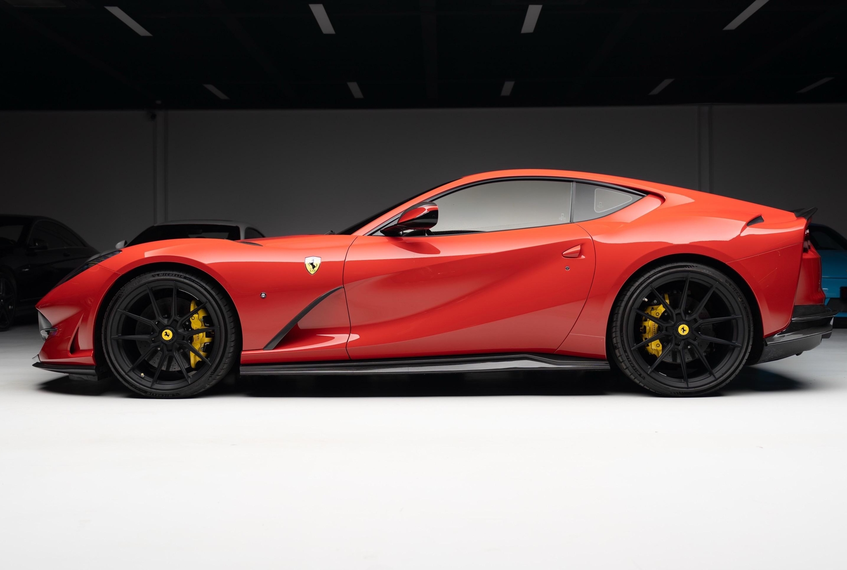 2018- Up Ferrari 812 Superfast & GTS Side Skirts Dry Carbon Fiber N Series Bodykit