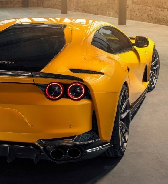 2018- Up Ferrari 812 Superfast & GTS Rear Bumper Protectors Dry Carbon Fiber N Series Bodykit