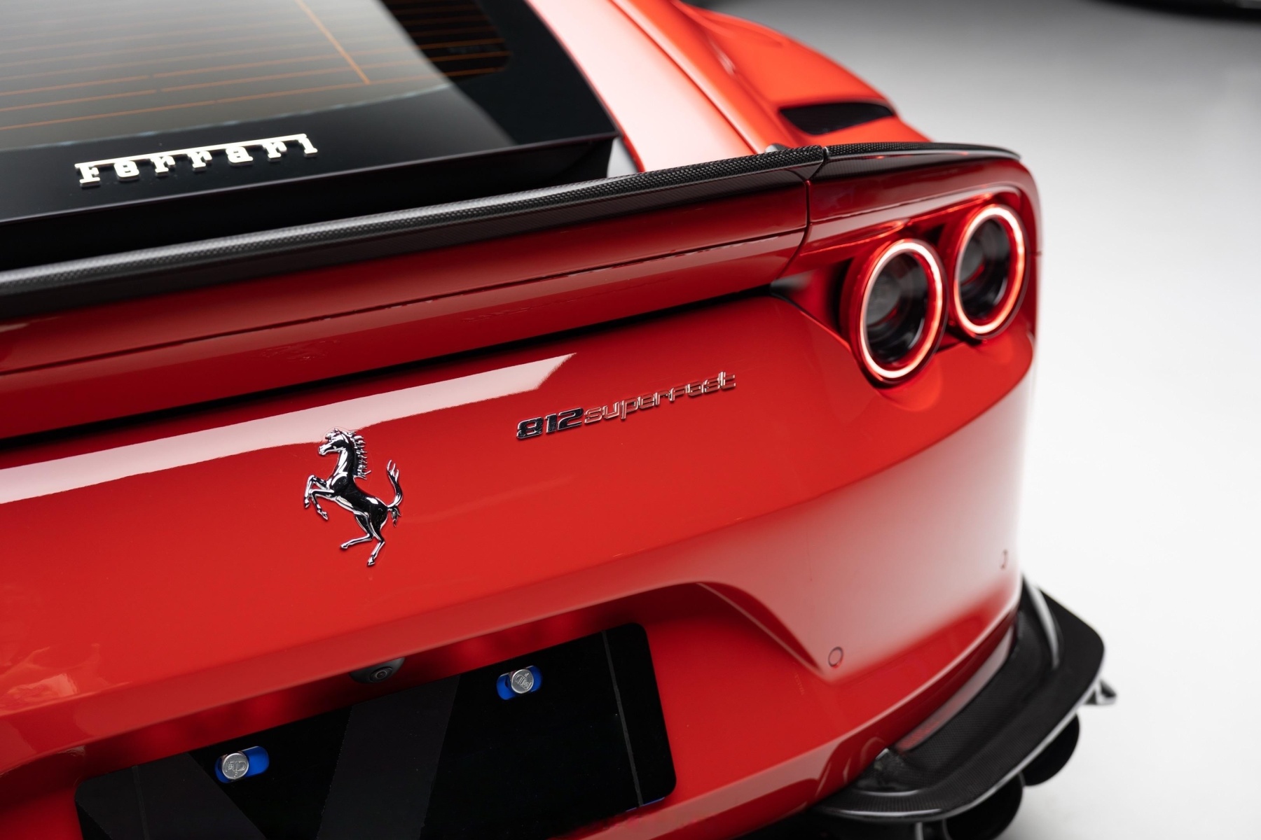 2018- Up Ferrari 812 Superfast & GTS Spoiler Dry Carbon Fiber N Series Bodykit