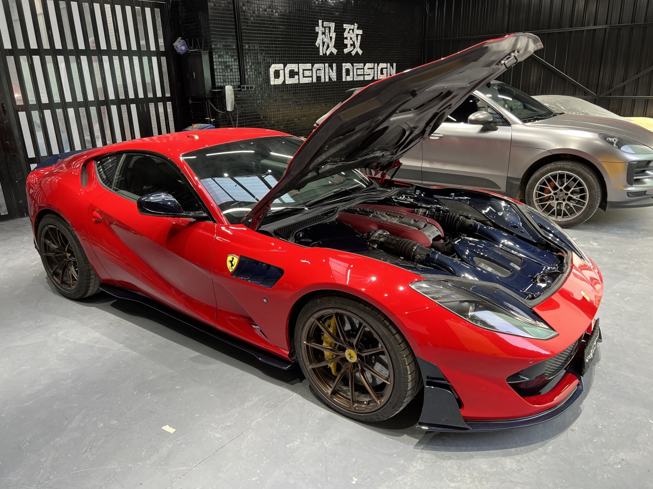 2018- Up Ferrari 812 Superfast & GTS Fender Dry Carbon Fiber MSY Series Bodykit