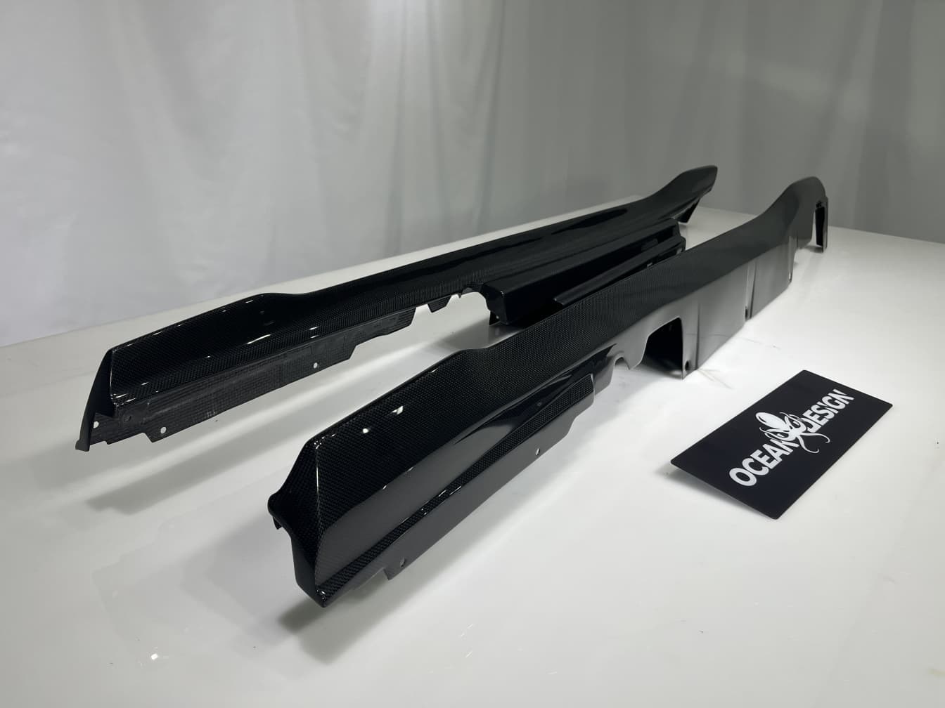 2018- Up Ferrari 812 Superfast & GTS Side Skirts Dry Carbon Fiber MSY Series Bodykit