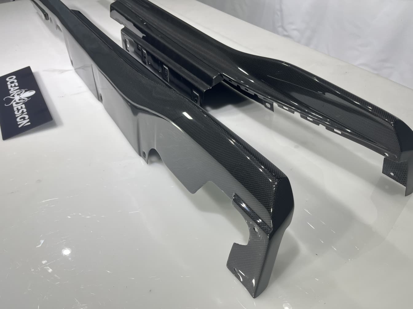 2018- Up Ferrari 812 Superfast & GTS Side Skirts Dry Carbon Fiber MSY Series Bodykit