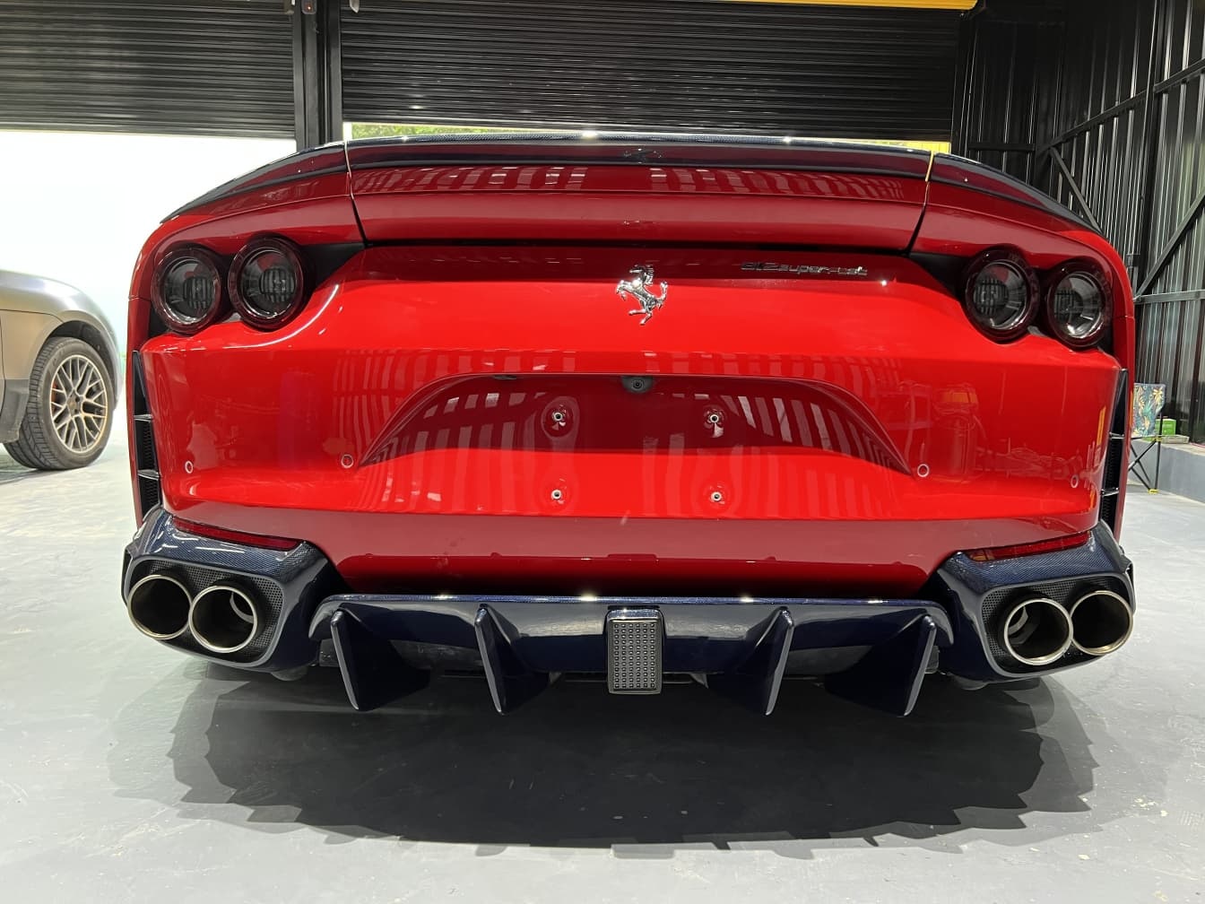 2018- Up Ferrari 812 Superfast & GTS Spoiler Dry Carbon Fiber MSY Series Bodykit