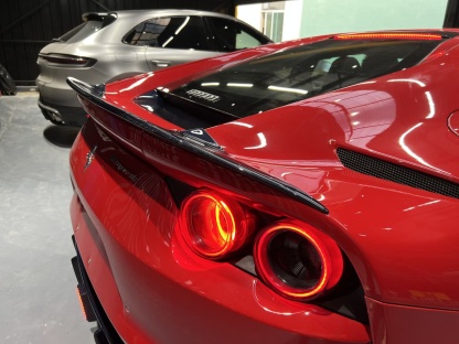 2018- Up Ferrari 812 Superfast & GTS Spoiler Dry Carbon Fiber MSY Series Bodykit