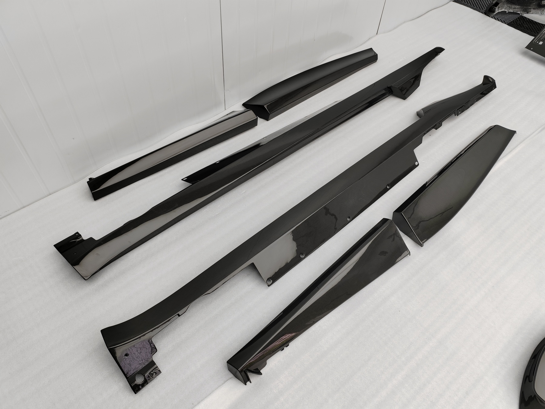 Ferrari Purosangue FUV 2023-2025 Side Skirts Dry Carbon Fiber OEM Series Bodykit