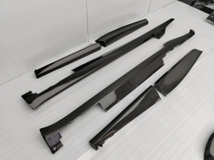 Ferrari Purosangue FUV 2023-2025 Side Skirts Dry Carbon Fiber OEM Series Bodykit