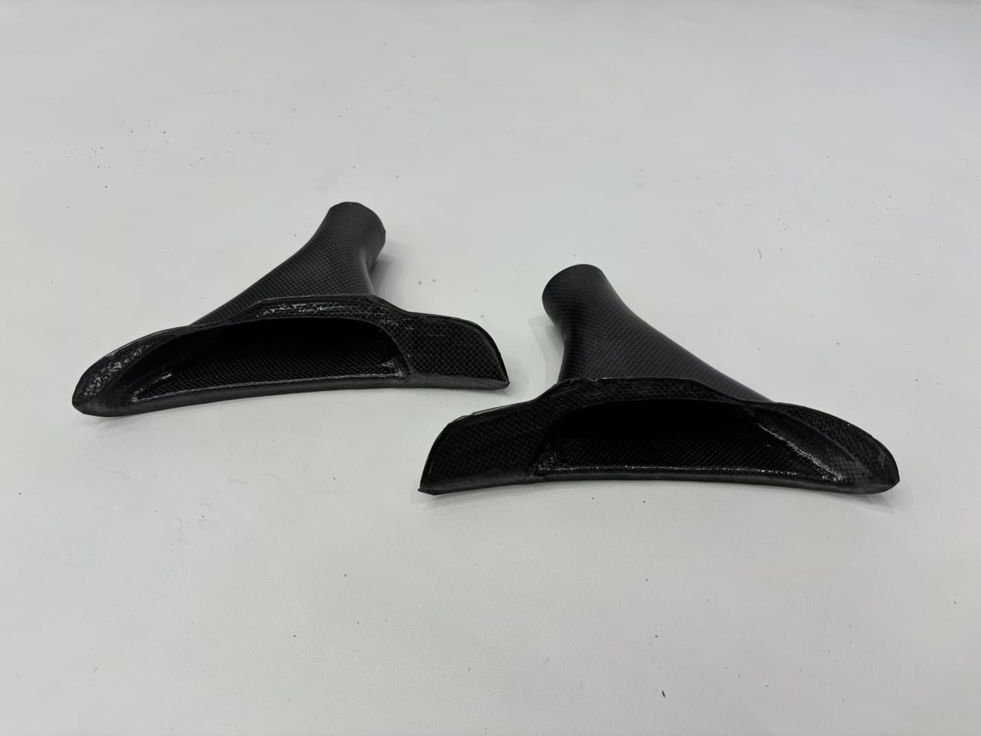 2020-UP Ferrari SF90 Stradale Qaurter Panel Side Scoops Dry Carbon Fiber OEM Series Bodykit