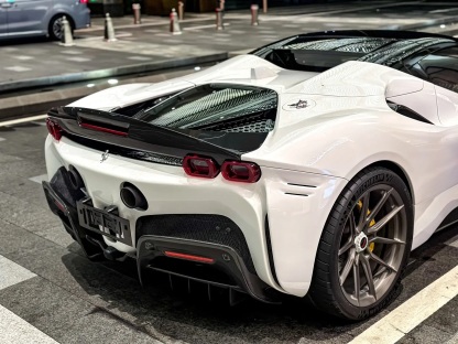 2020-UP Ferrari SF90 Stradale Rear Diffuser Dry Carbon Fiber OEM Series Bodykit