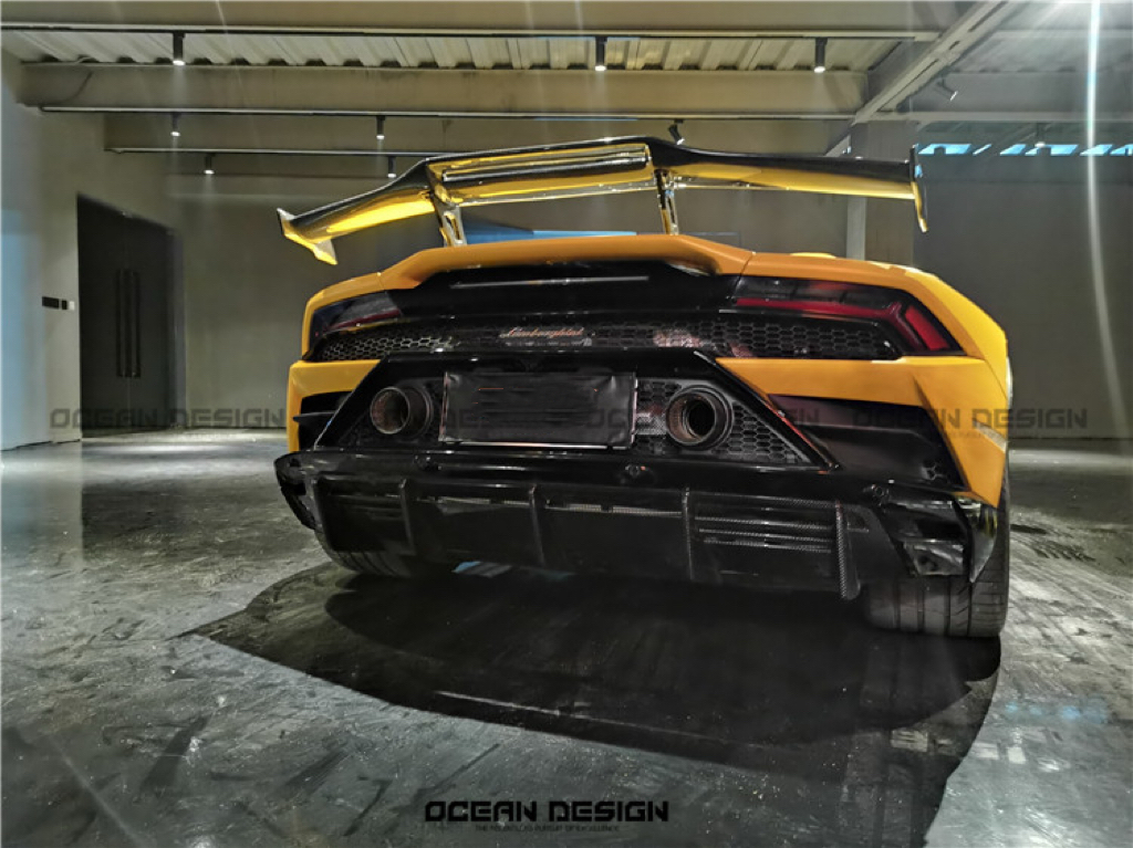 Lamborghini Huracan EVO RWD Rear Diffuser Dry Carbon Fiber Ocean Design Series Bodykit