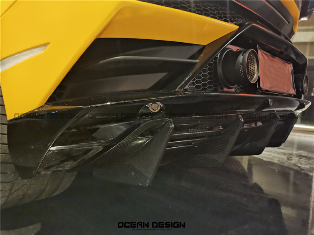 Lamborghini Huracan EVO Rear Diffuser Dry Carbon Fiber Ocean Design Series Bodykit