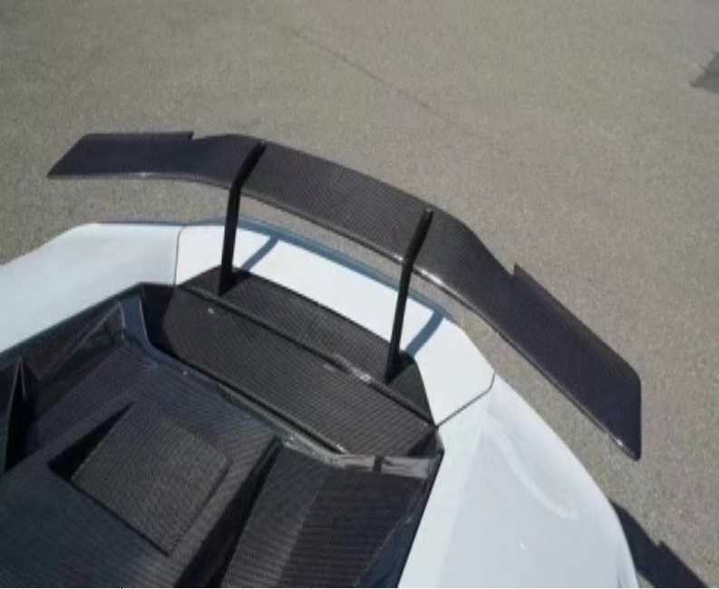 Lamborghini Huracan EVO Spoiler Dry Carbon Fiber N Series Bodykit