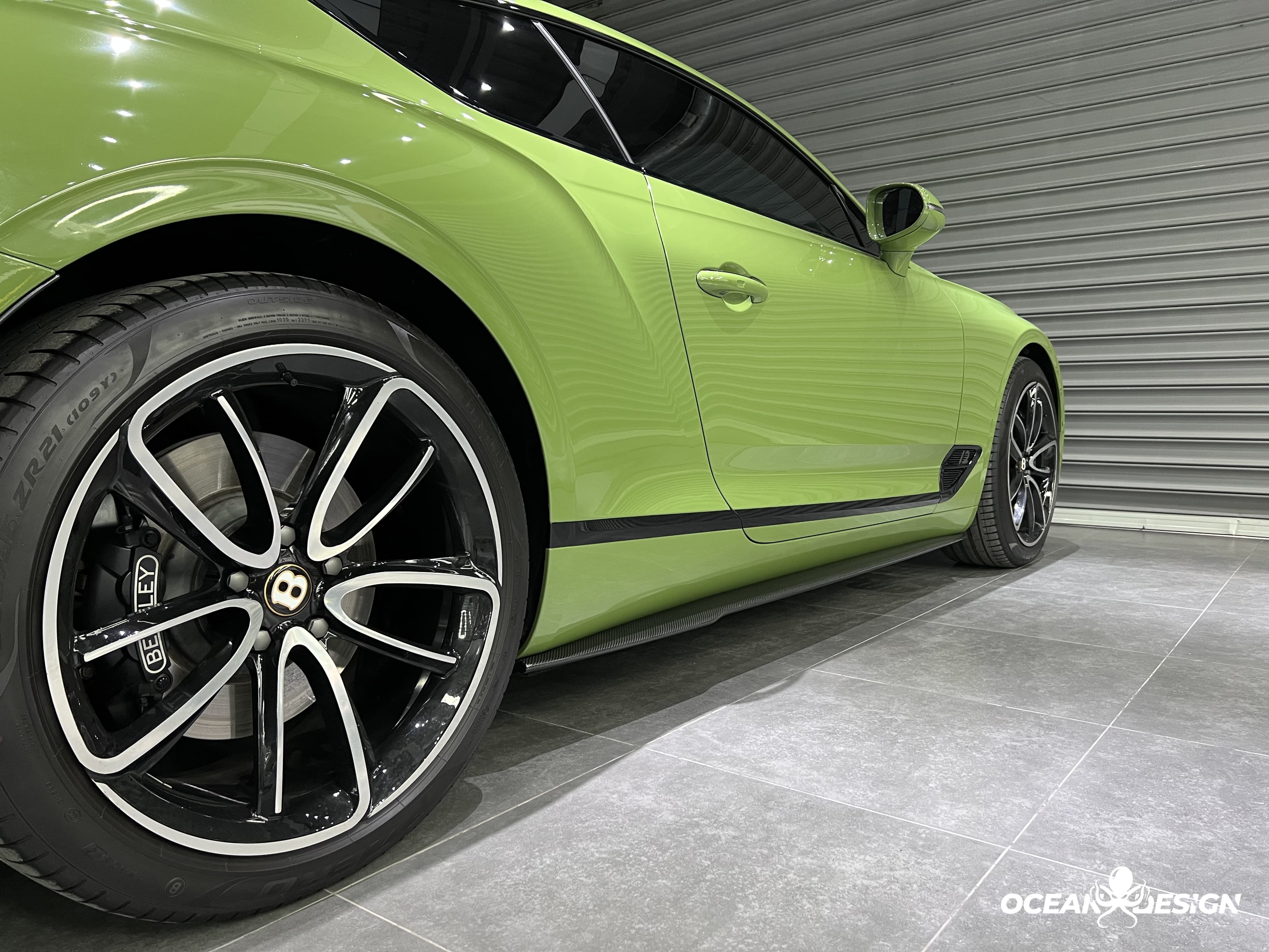 2019–2024 Bentley Continental GT GTC Edition One Side Skirts Dry Carbon