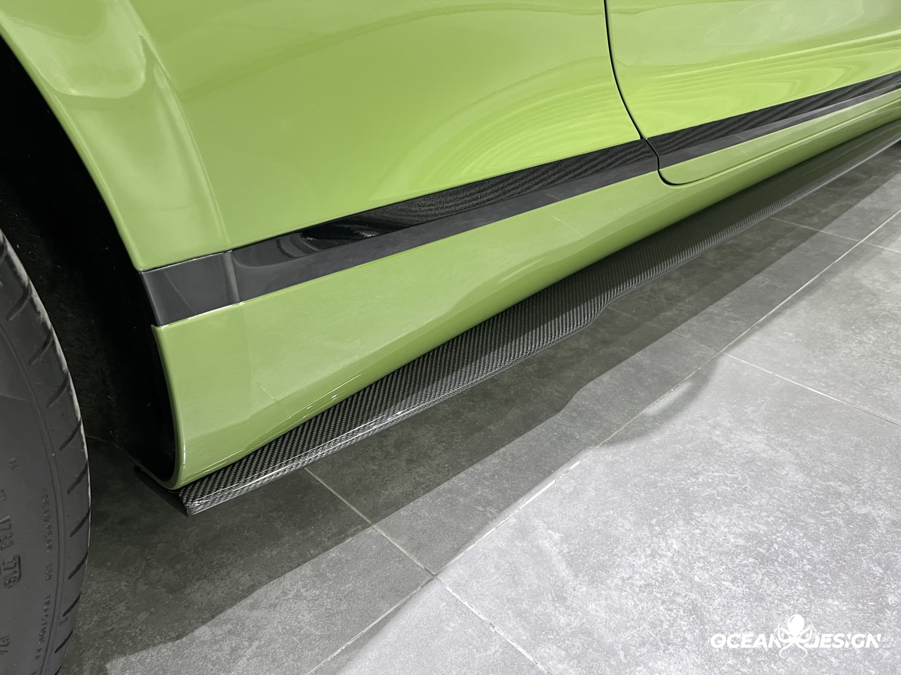 2019–2024 Bentley Continental GT GTC Edition One Side Skirts Dry Carbon