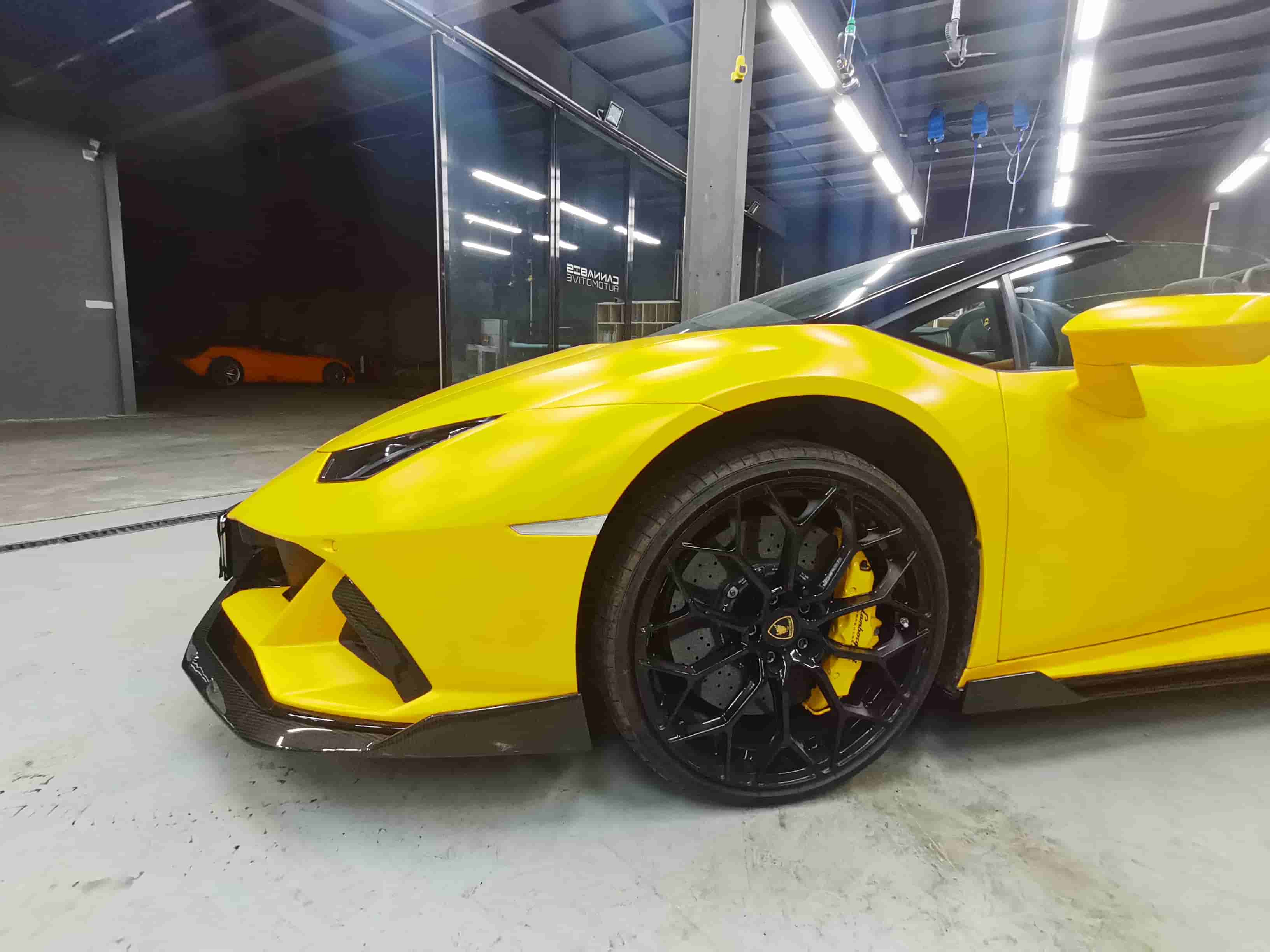 Lamborghini Huracan EVO Splitter Dry Carbon Fiber OD Carbon Series Bodykit