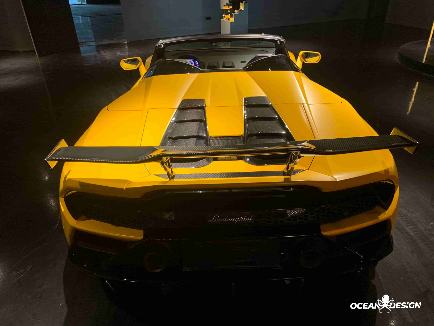 Lamborghini Huracan EVO Rear Engine Cover Dry Carbon Fiber Ocean Design Bodykit