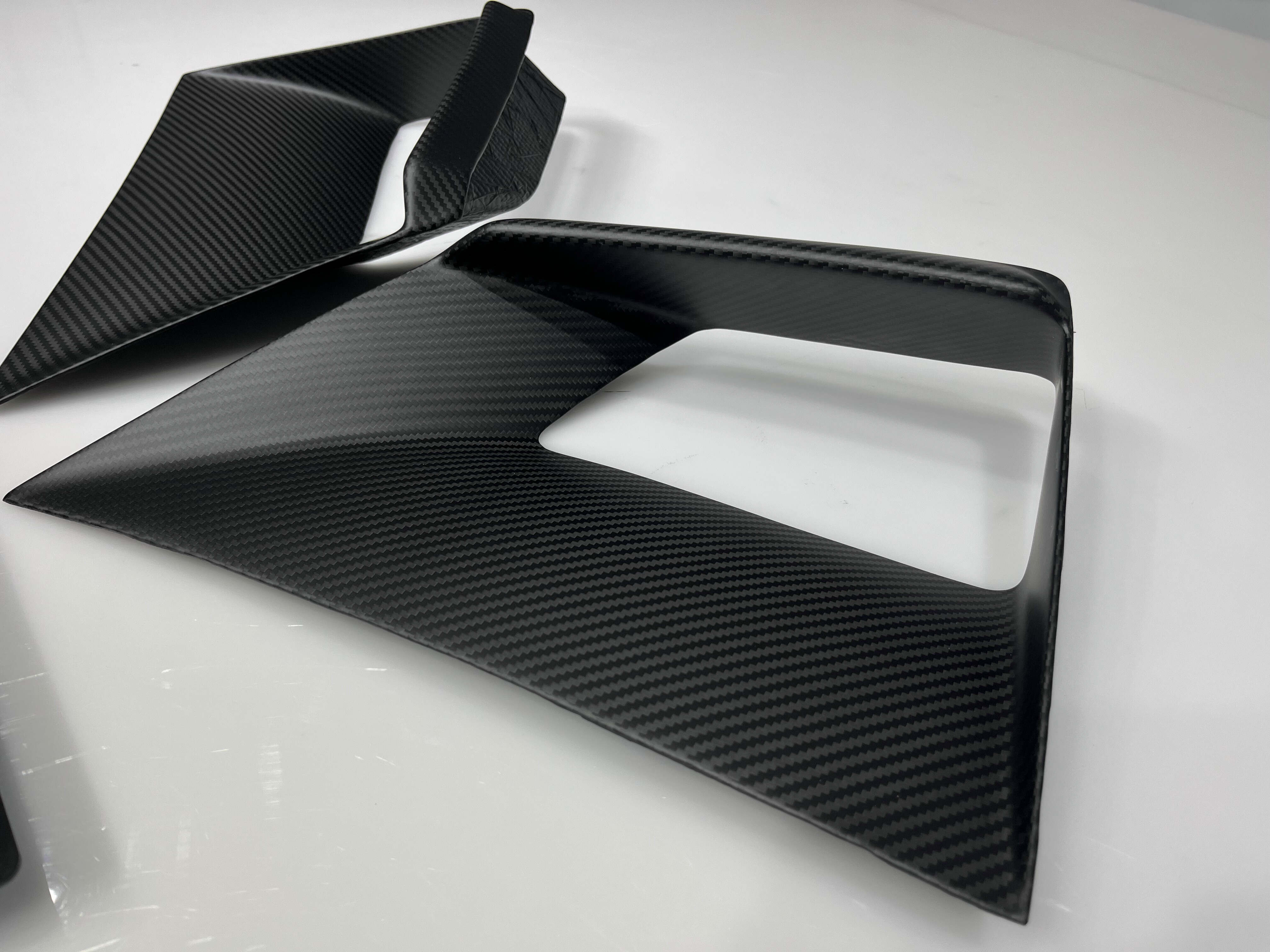 Lamborghini Huracan STO Front Hood Air Vent Trim Dry Carbon Fiber OEM Series Bodykit