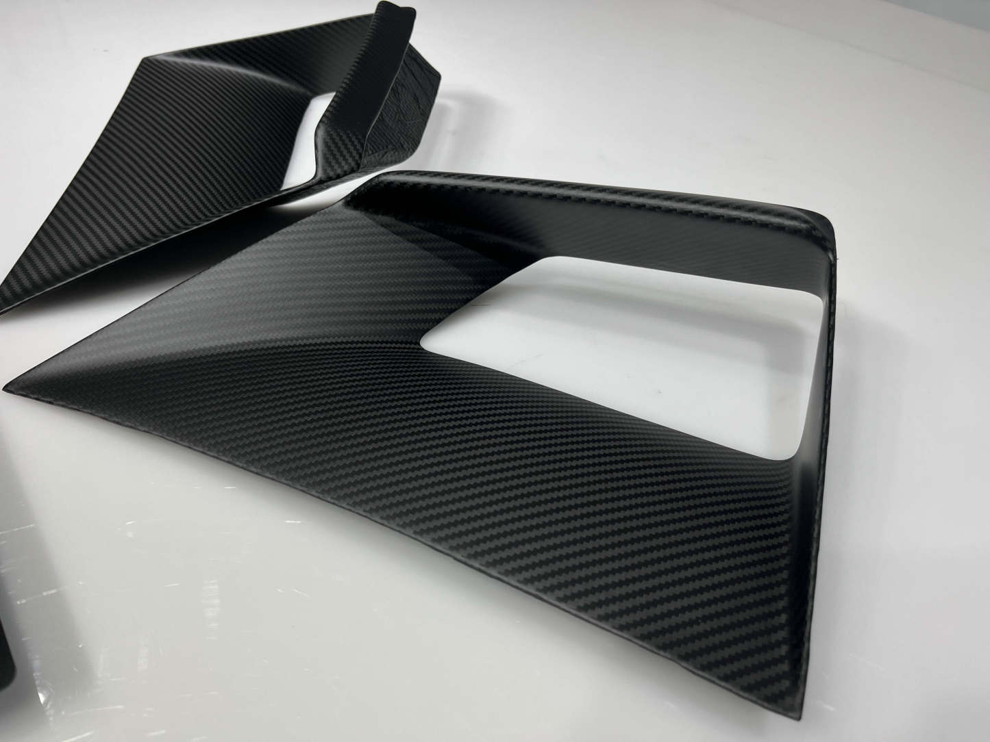 Lamborghini Huracan STO Front Hood Air Vent Trim Dry Carbon Fiber OEM Series Bodykit