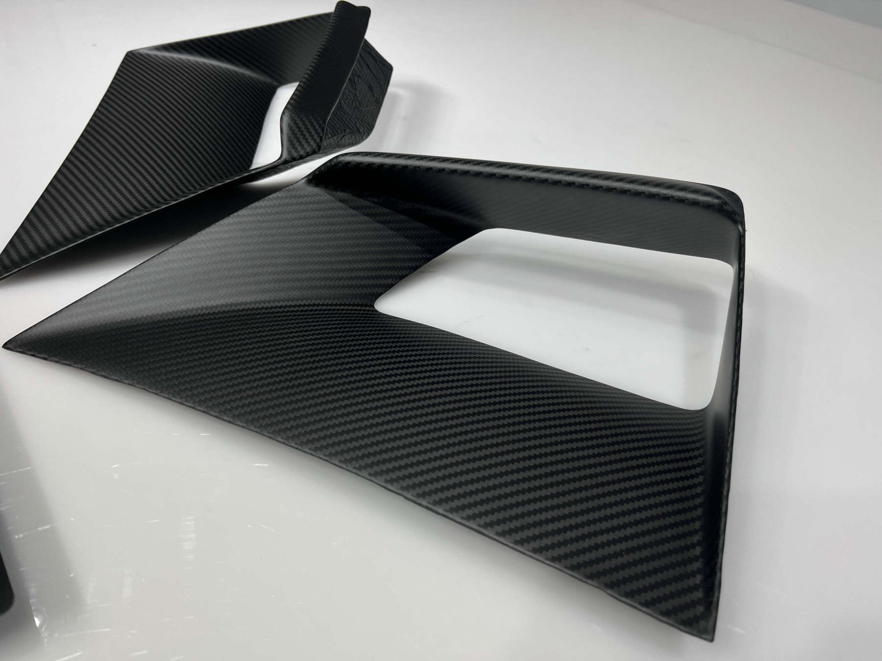 Lamborghini Huracan STO Front Hood Air Vent Trim Dry Carbon Fiber OEM Series Bodykit