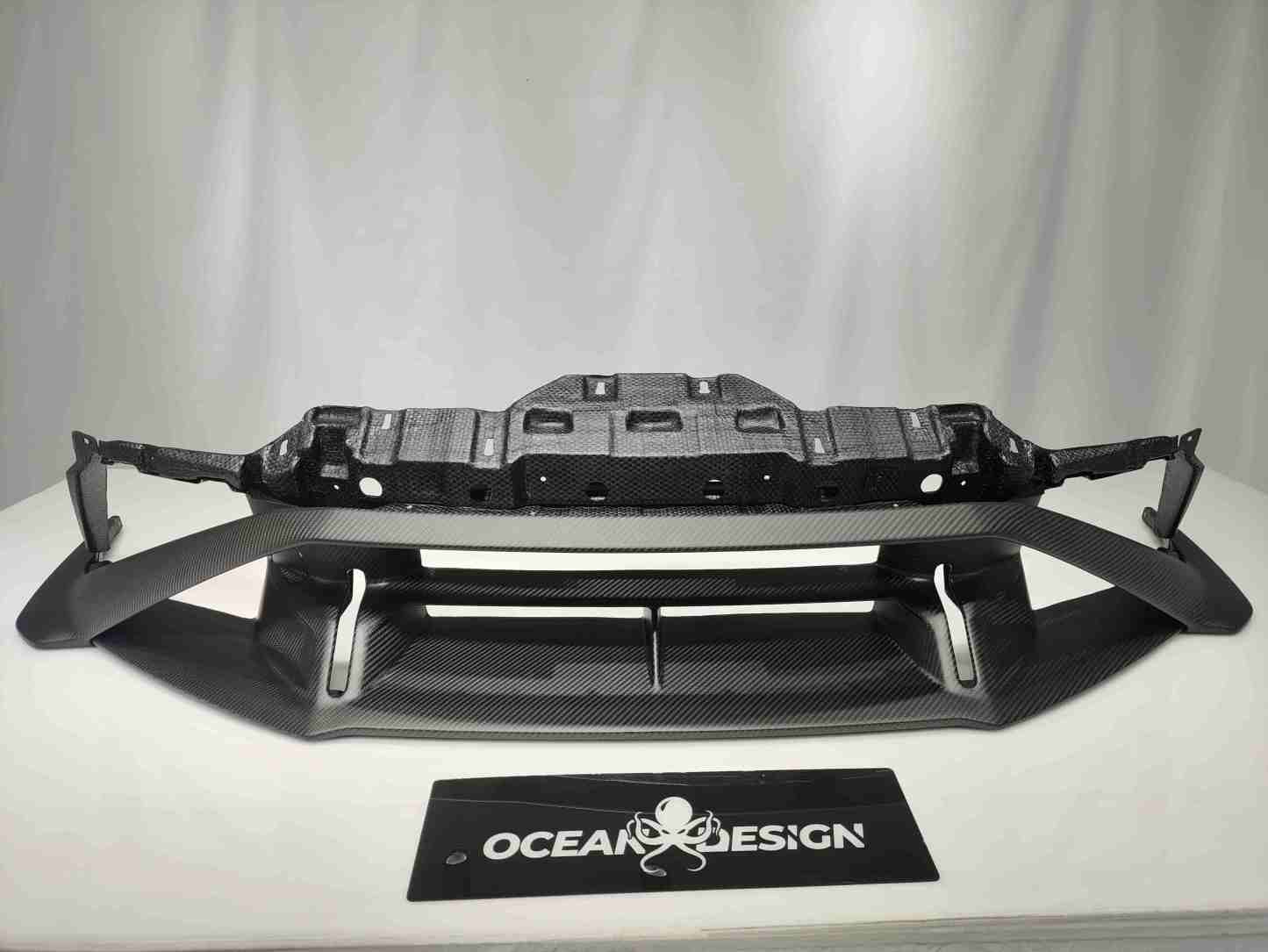 Lamborghini Huracan STO Up-Splitter Dry Carbon Fiber OEM Series Bodykit