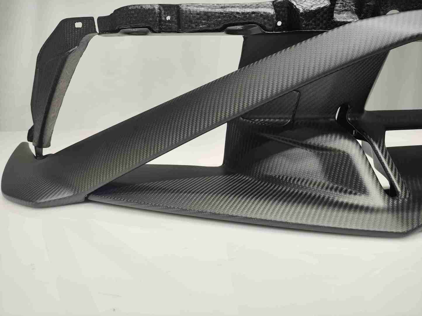 Lamborghini Huracan STO Up-Splitter Dry Carbon Fiber OEM Series Bodykit